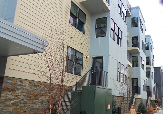 Building Photo - 76 Stonley Rd Unit 24 Rental