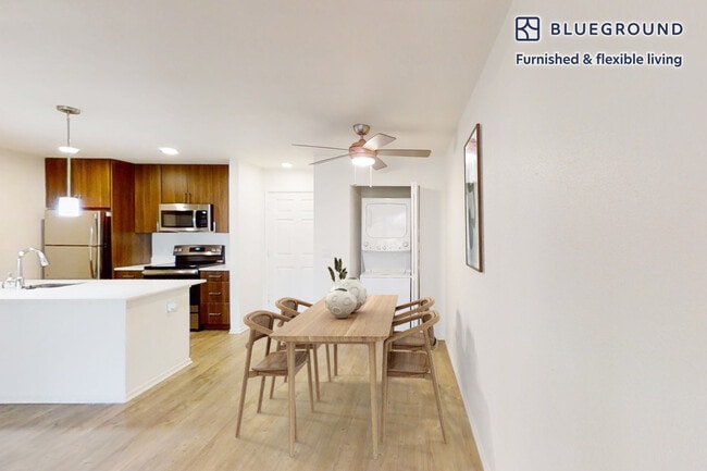 Photo - 333 1st St Unidad FL3-ID6059A