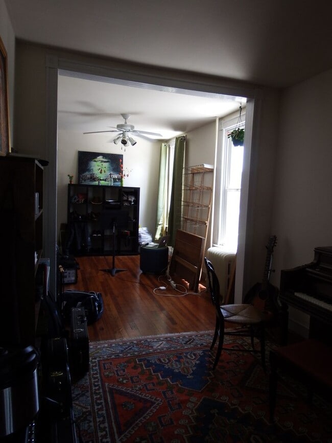 Building Photo - 3601 Keswick Rd Unit 1