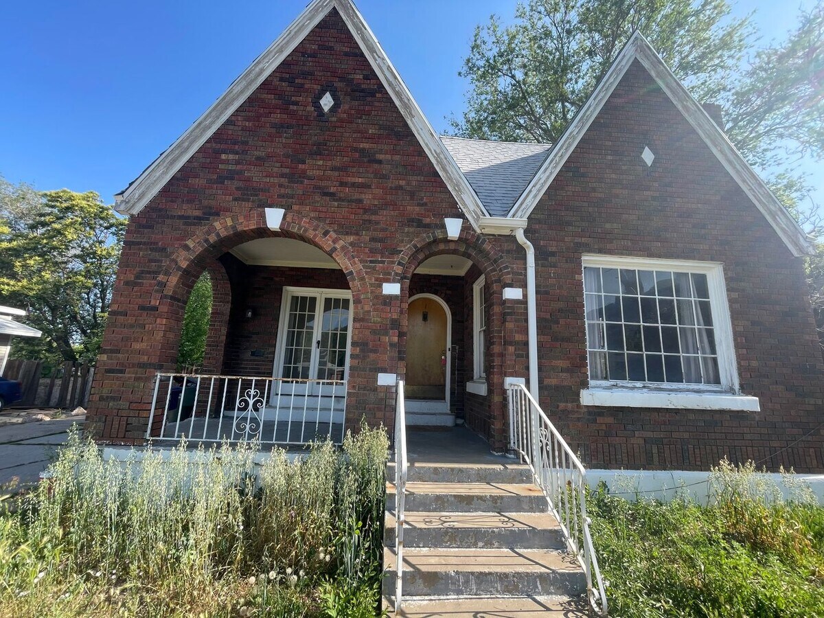 Swan Street Triplex - Swan Street Triplex Apartment Unit 2