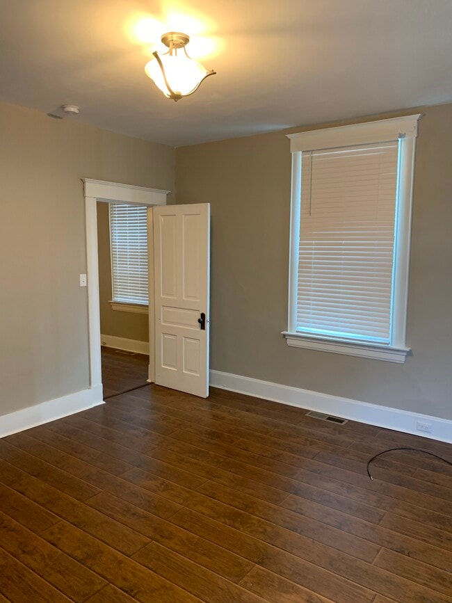 Front Room / Bedroom