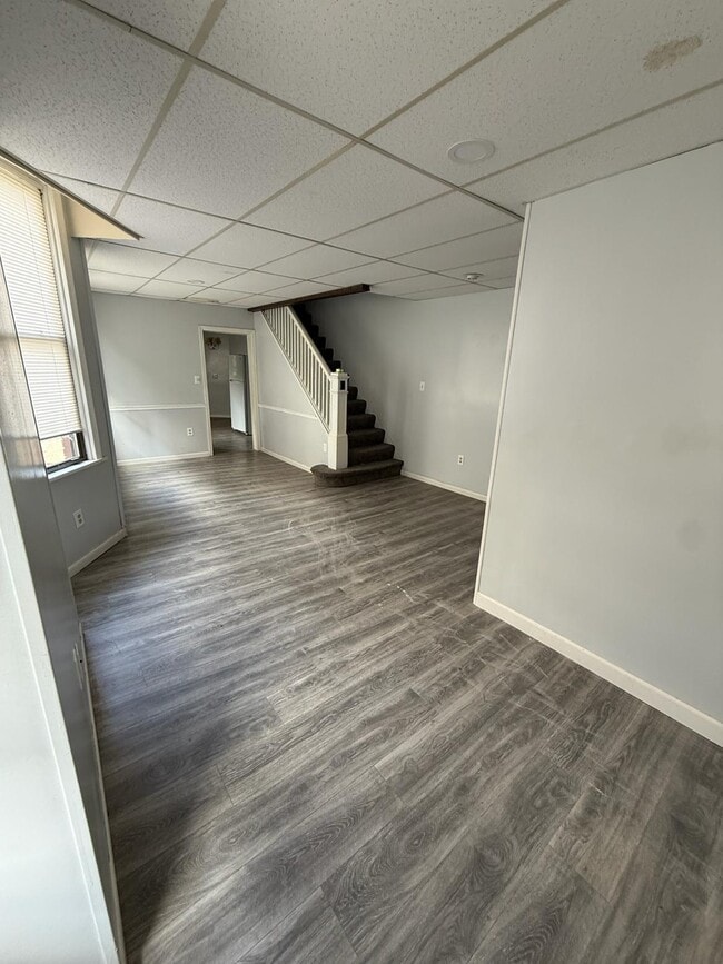 Photo - 130 Queen St