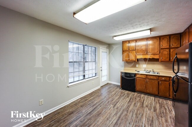 Photo - 1327 Labelle St