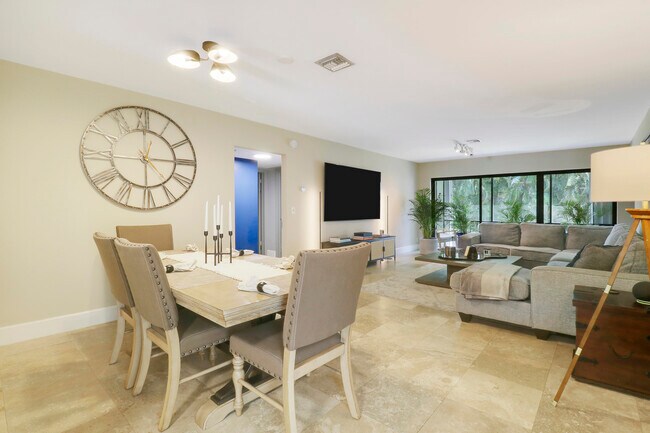 Photo - 1700 Presidential Way Condo Unit 201