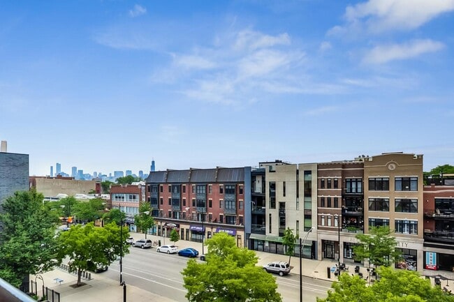 Photo - 2032 W Division St Unit 202N