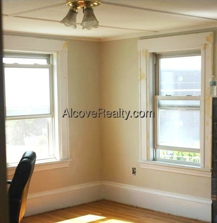 Photo - 276 Main St Unidad 2