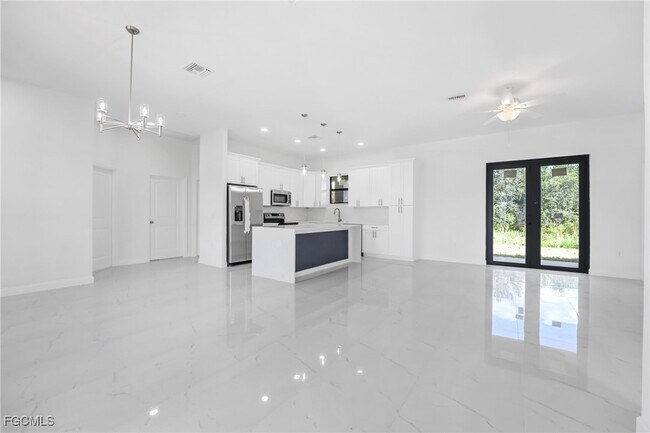 Photo - 2602 73rd St W