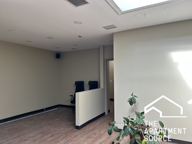 Photo - 4956 W Irving Park Rd Unit 200