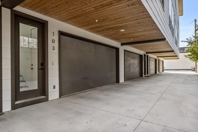 Photo - 2317 Moser Ave Unidad 103