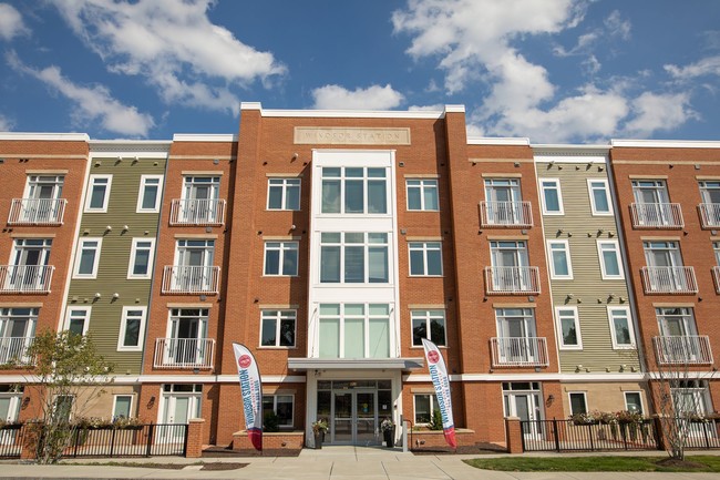 Windsor Station - Windsor Station Apartments