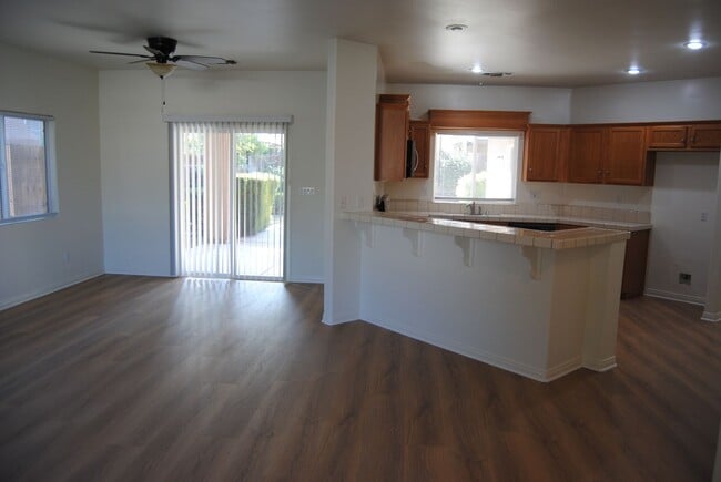 Photo - 2715 Paradise Point Pl