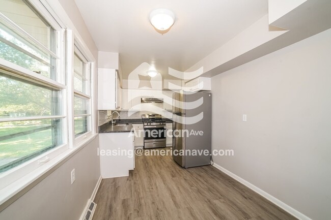Photo - 1914 W Cashman Ct