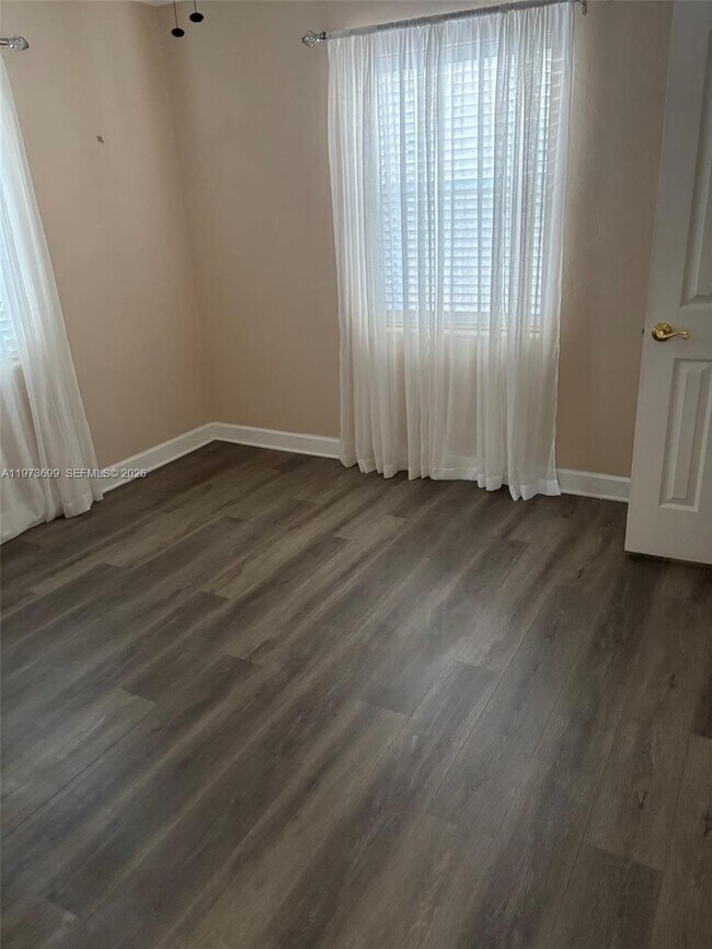 Photo - 127 Lakeview Ave