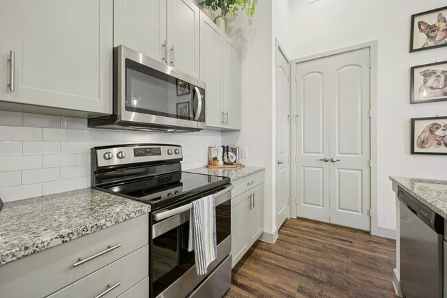 Luxia Craig Ranch