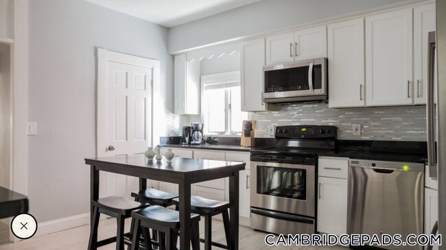 Photo - 7 Story St Unidad 1