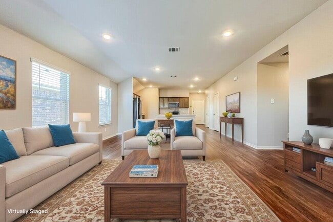 Photo - 1805 Tulipwood Dr