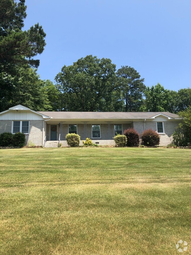 Building Photo - House in Northside Opelika