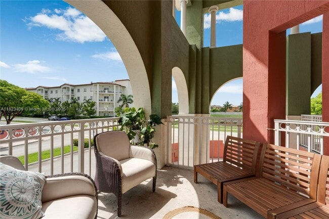 Photo - 11002 NW 83rd St Apartment Unit 204