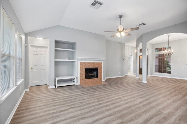 Photo - 2210 Melanie Park Dr