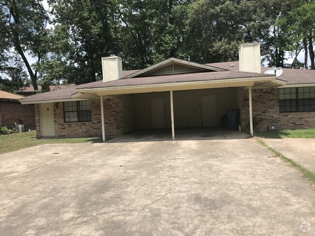 Building Photo - 207 Hummingbird Ln Rental