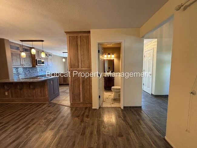 3062 Doubletree Ln