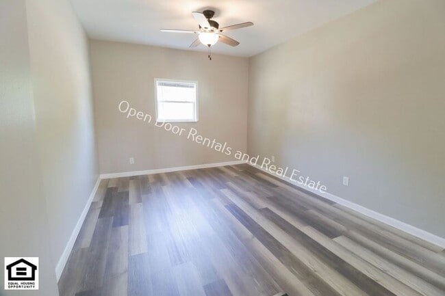 Photo - 317 W Masterson Ave