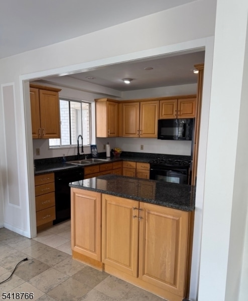 Building Photo - 1375 River Rd Unit 2k