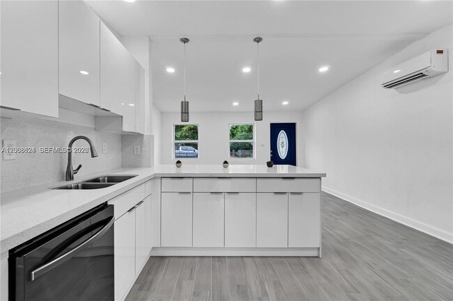 Photo - 1175 NW 133rd St