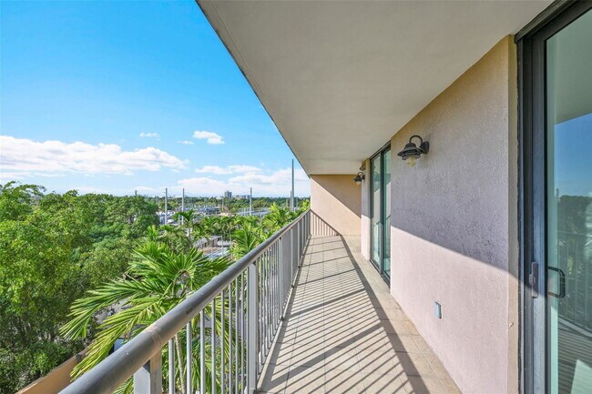 Photo - 1690 SW 27th Ave