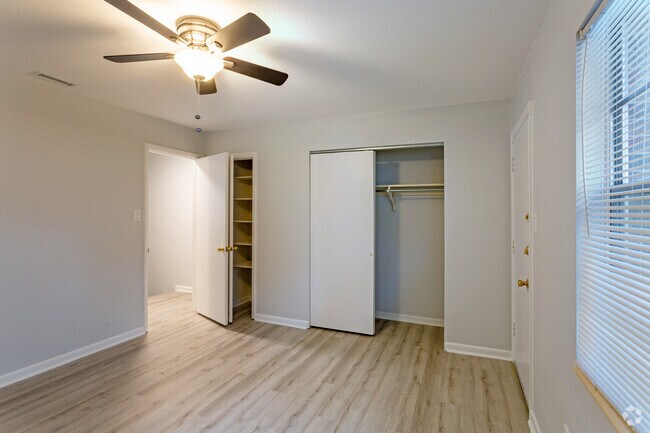 Remodeled, 2BR, 1.5BA-1100 SF, Bedroom 2