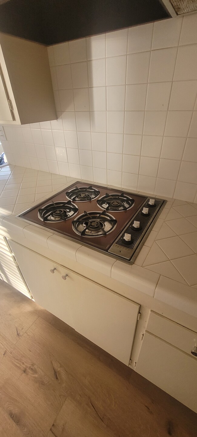 Photo - 8934 Wonderland Ave