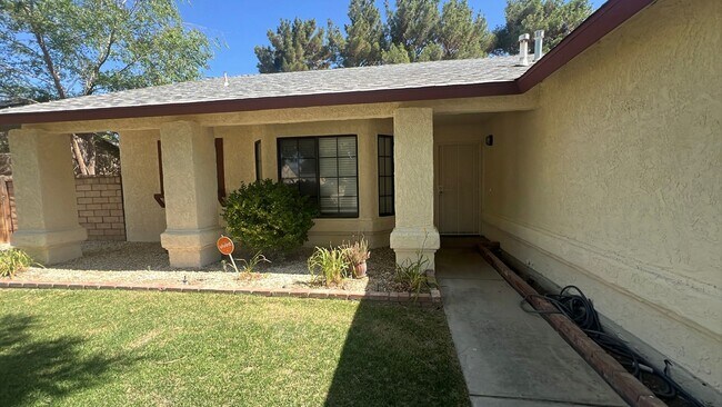 Photo - (APPLICATION PENDING)  Remodeled Single St...