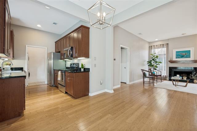 Building Photo - 4031 Holland Ave Unit G