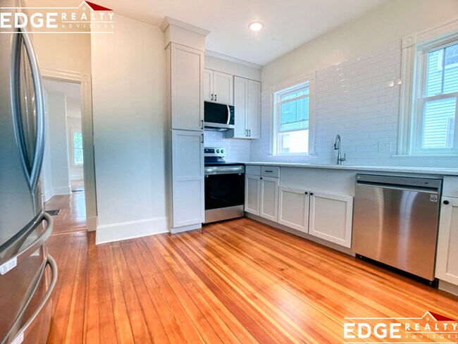 Photo - 168 Highland Ave Unit 2