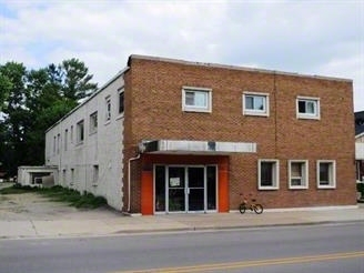 Photo - 106 N Main St Apartments