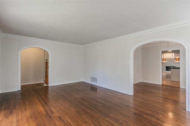 Photo - 4219 Calmont Ave