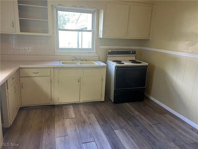 Photo - 122 S Bon Air Ave