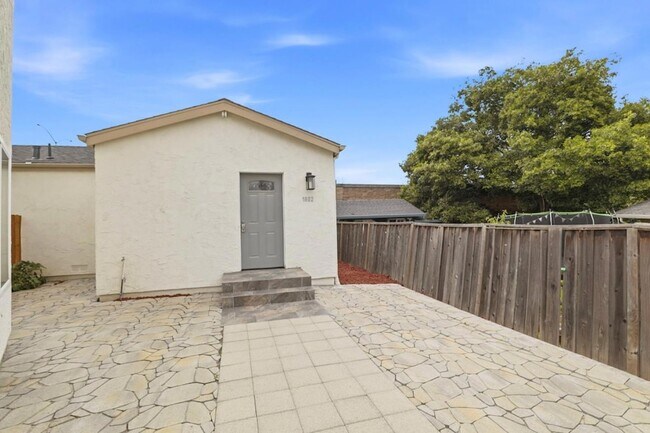 Photo - 1802 Ponca Ct