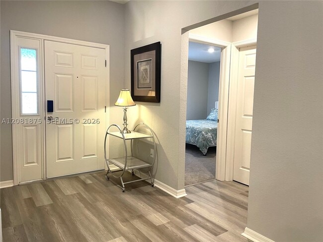 Photo - 315 Lily Ln