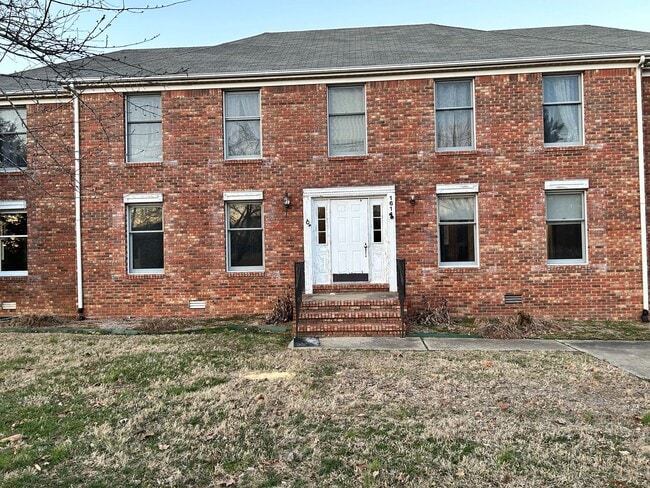 Building Photo - 1614 Wiswell Rd W Unit B