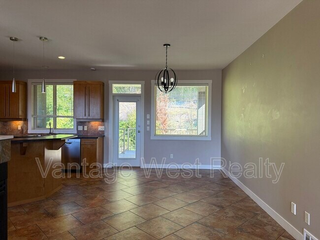 Photo - 1495 Kloppenburg Rd