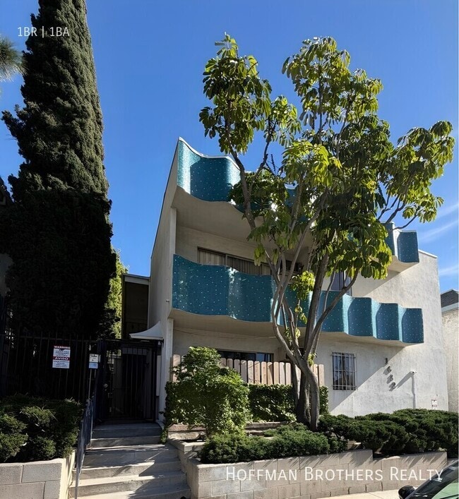 Building Photo - 1432 N Fairfax Ave Unit 3