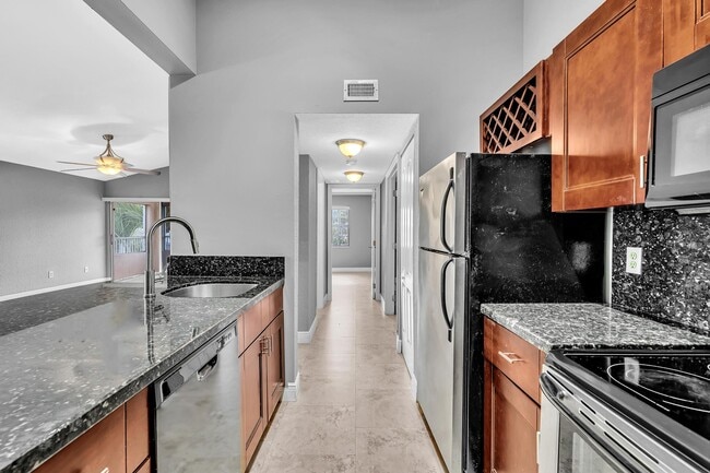 Photo - 2881 N Oakland Forest Dr