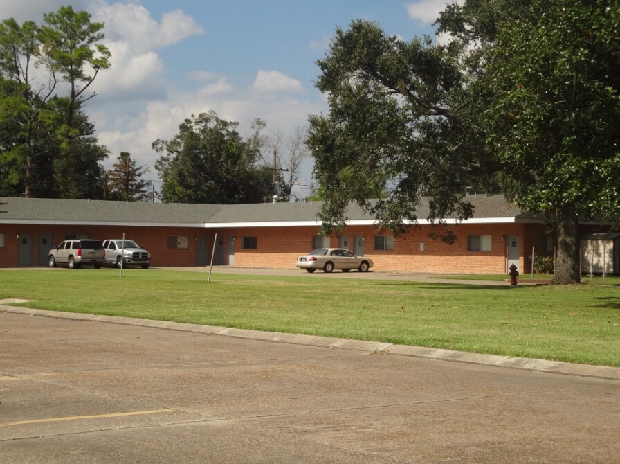 Tanglewood Apartments - Tanglewood Apartments