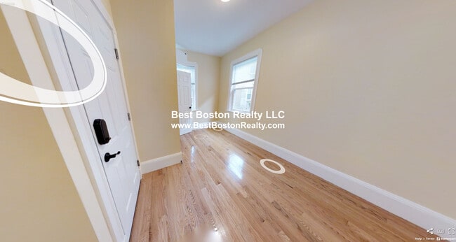 Photo - 48-50 Lowell St. Unit 2 Unit 2