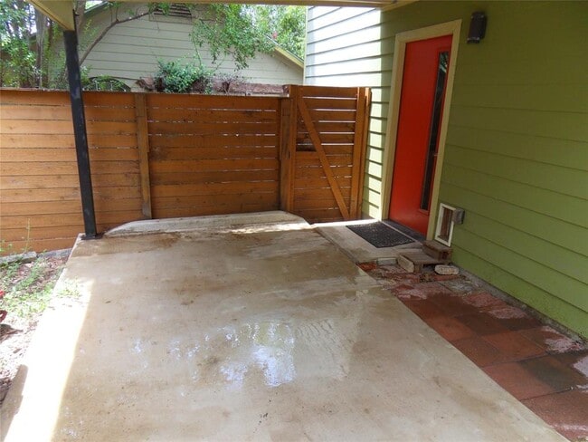 Building Photo - 1309 Singleton Ave Rental