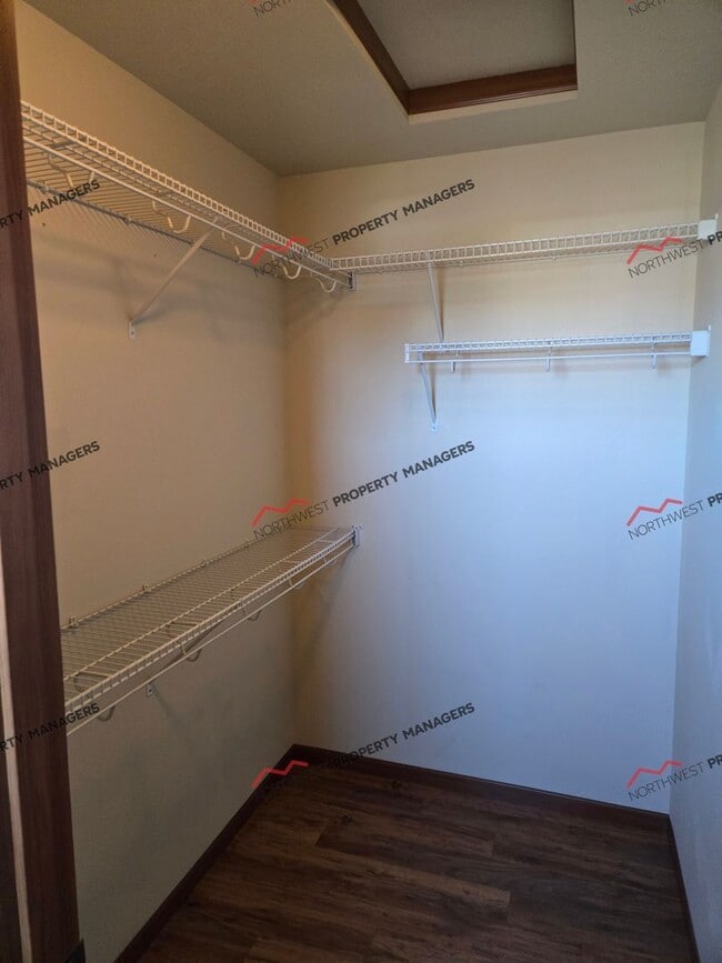 1820 Westside Ct