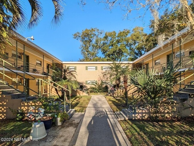 Building Photo - 2775 Herschel St Unit 17 Rental