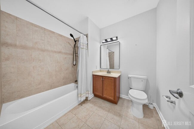 645 Doral Ct
