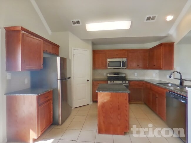 Photo - 1713 Meadow Lark Ln